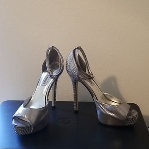 Steve Madden Silver Rhinestone Heels Size 7 1/2